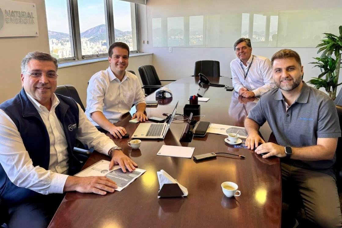Campos vai sediar Projeto de Energia Solar de R$ 2 bi e geração de 3 mil empregos