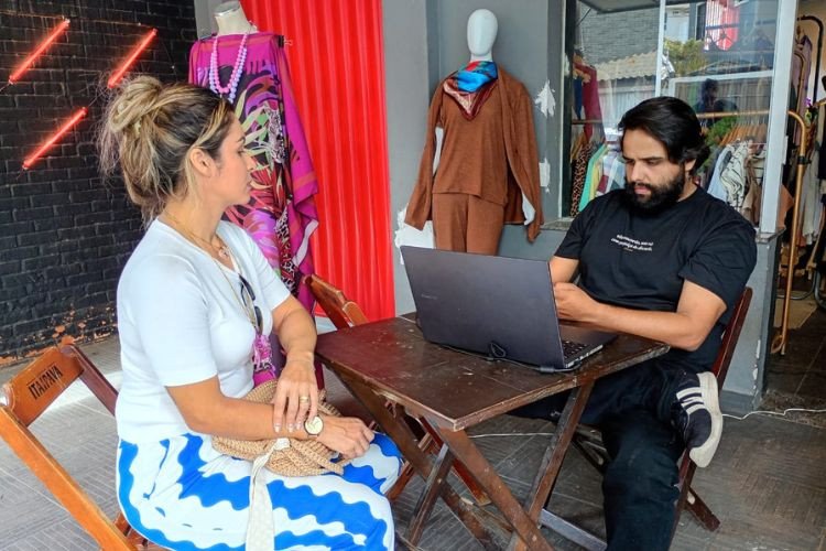 Secretaria de Desenvolvimento Econômico de Campos cadastra novos artesãos