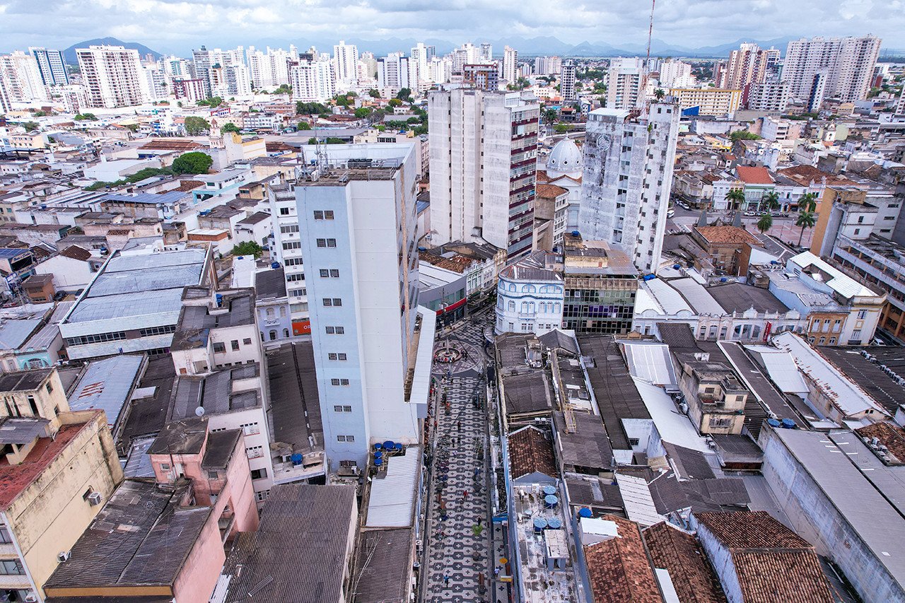 Prefeitura de Campos anuncia convocação de aprovados para 84 vagas em Cadastro de Reserva