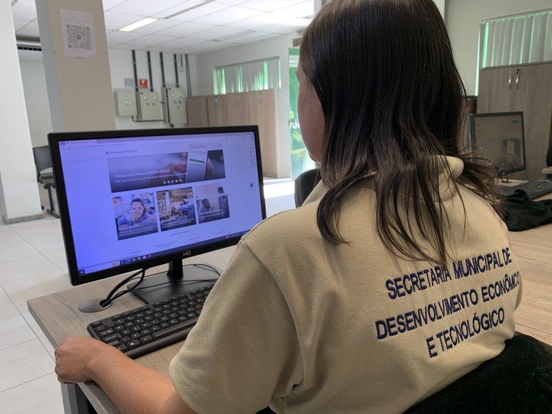 SJB com vagas para garçom